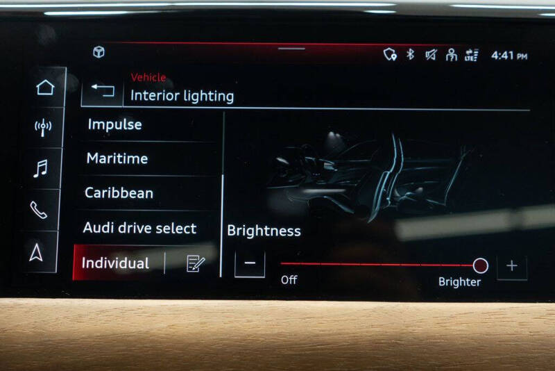 2023 Audi e-tron GT quattro Premium Plus