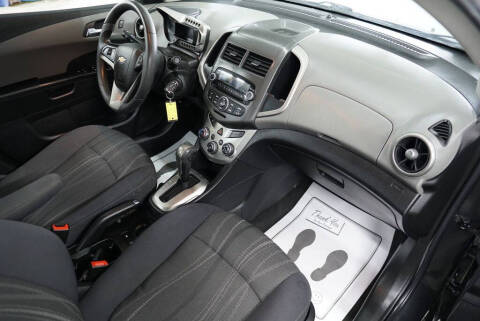 2015 Chevrolet Sonic LT Auto