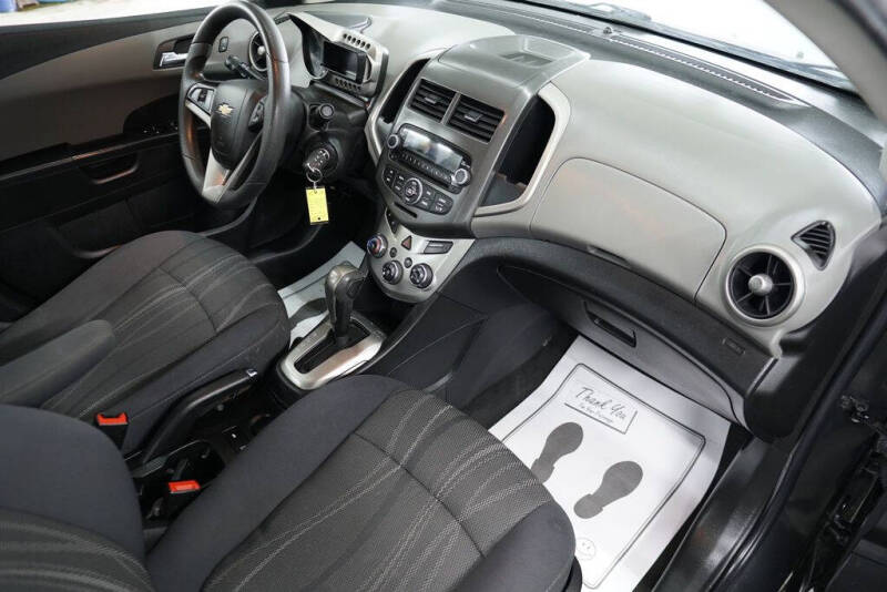 2015 Chevrolet Sonic LT Auto