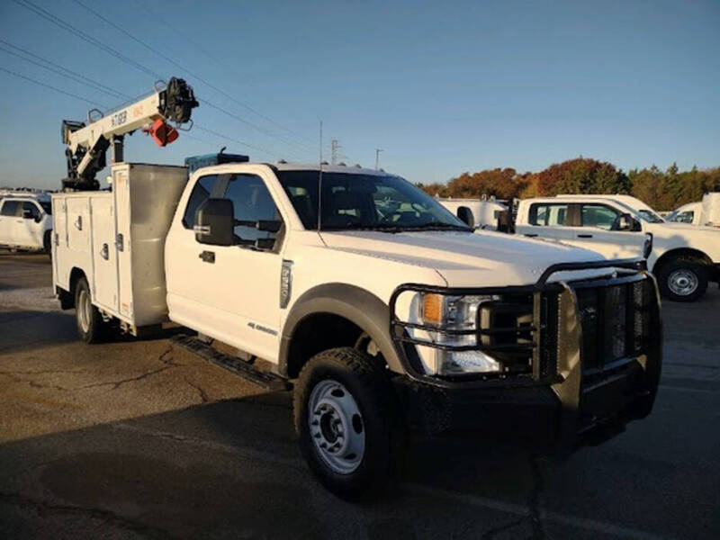 2022 Ford F-550 Super Duty Chassis Cab