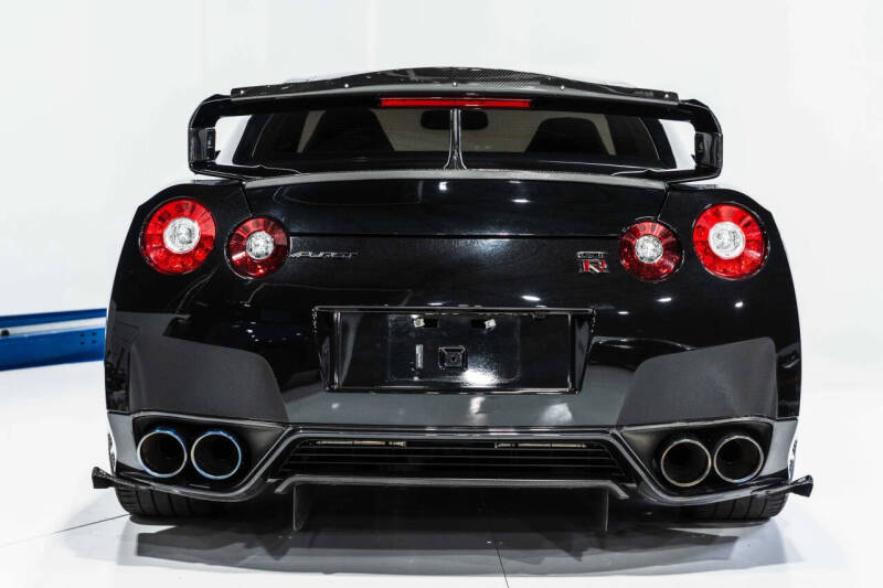 2012 Nissan GT-R Black Edition