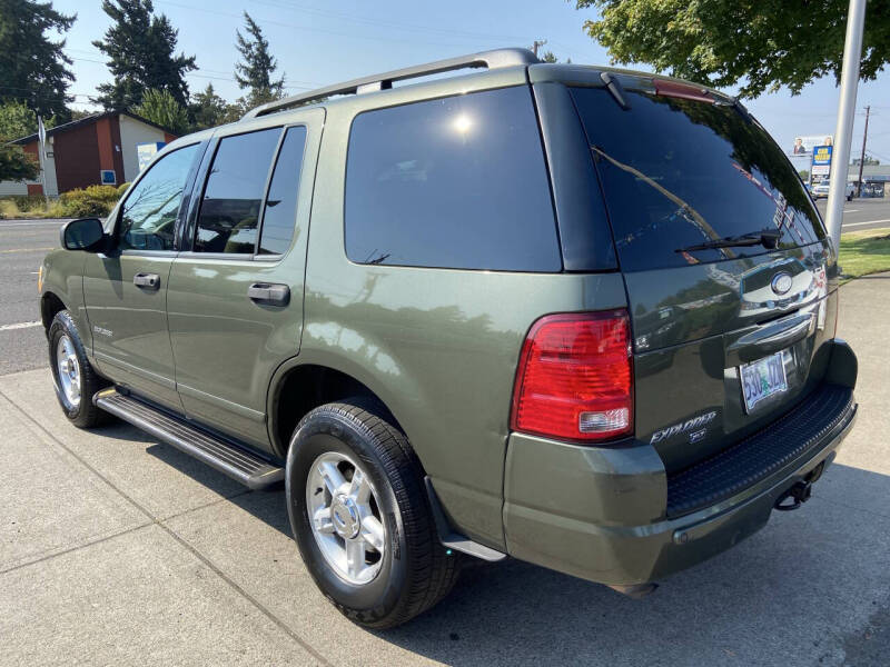 2004 Ford Explorer XLT
