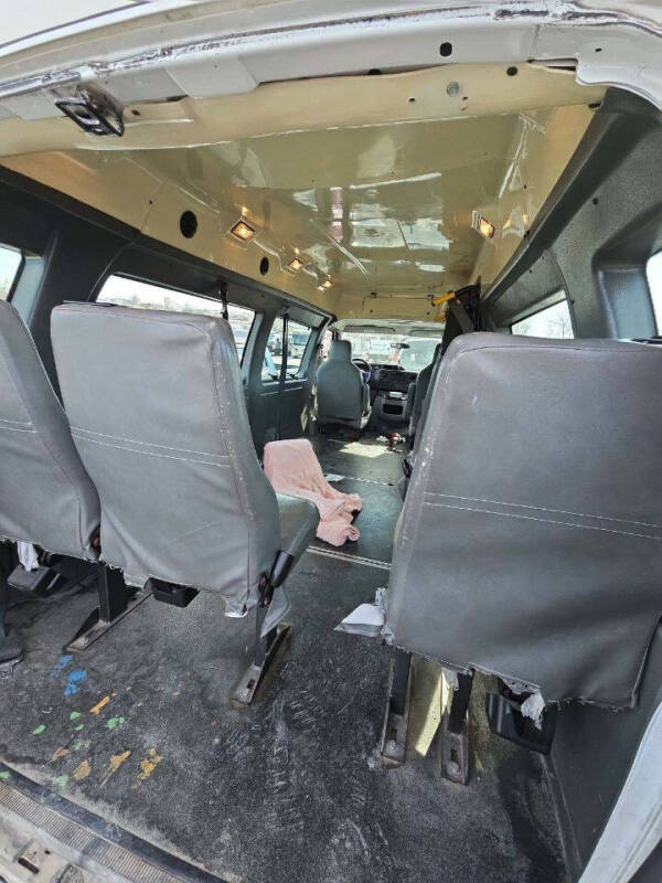 2012 Ford E-Series E-250