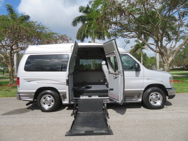 2013 Ford E-Series E-150