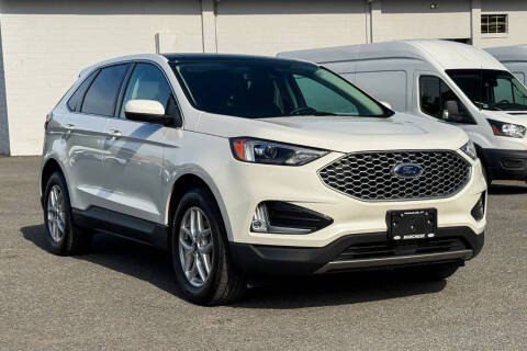 2023 Ford Edge