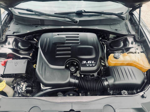 2013 Dodge Charger SE