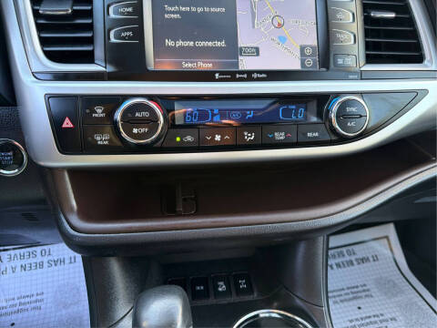 2017 Toyota Highlander XLE