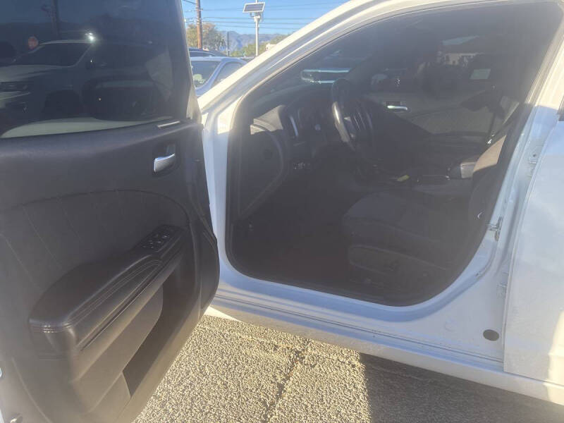 2019 Dodge Charger SXT