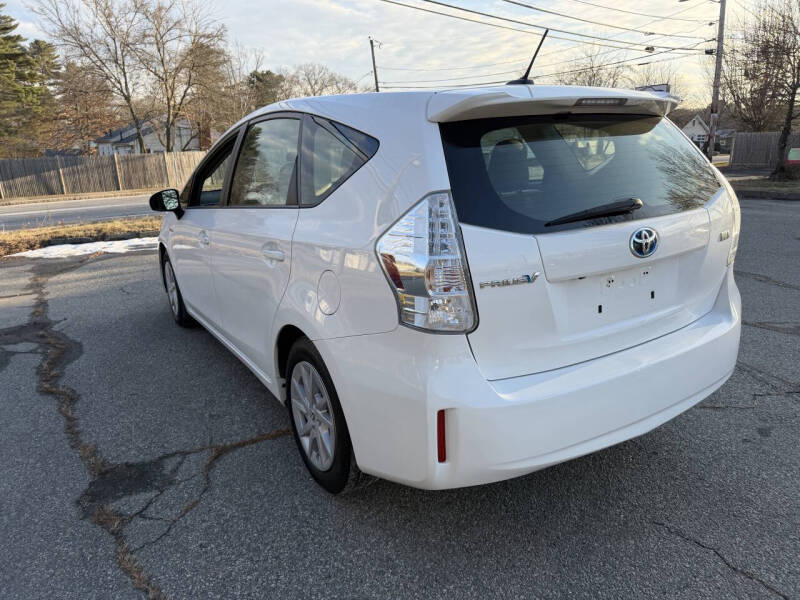 2012 Toyota Prius v Three