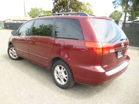2005 Toyota Sienna LE 7 Passenger
