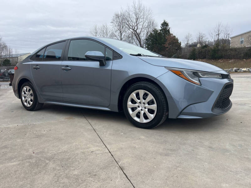 2021 Toyota Corolla LE photo 3