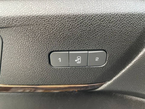2016 GMC Acadia Denali