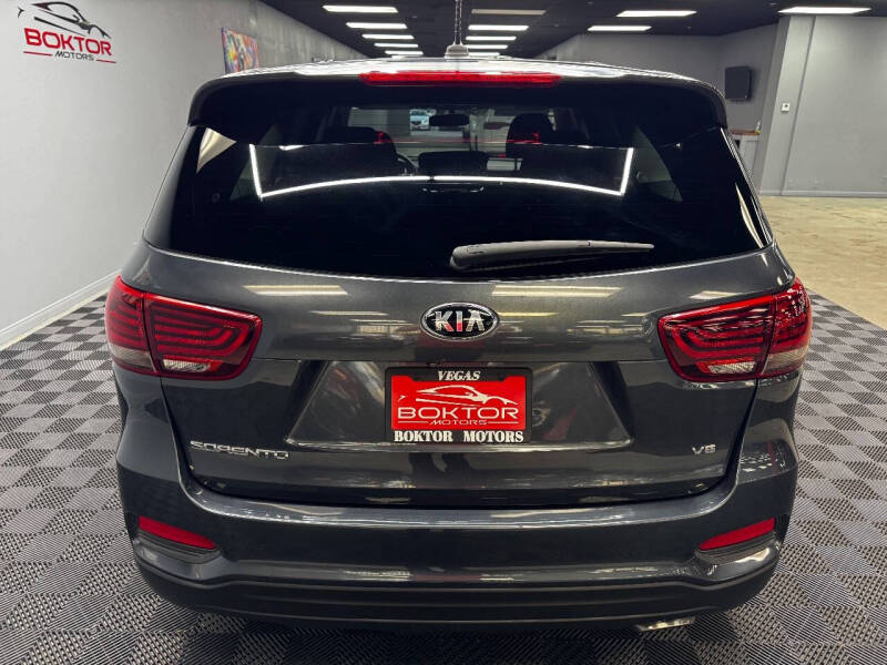 2020 Kia Sorento LX V6