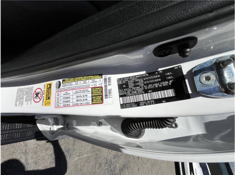 2016 Toyota Sequoia SR5