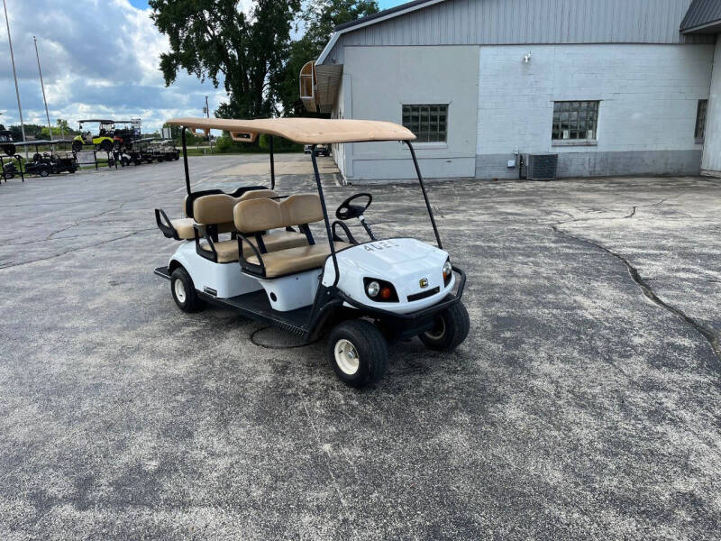 2015 Cushman Shuttle 6