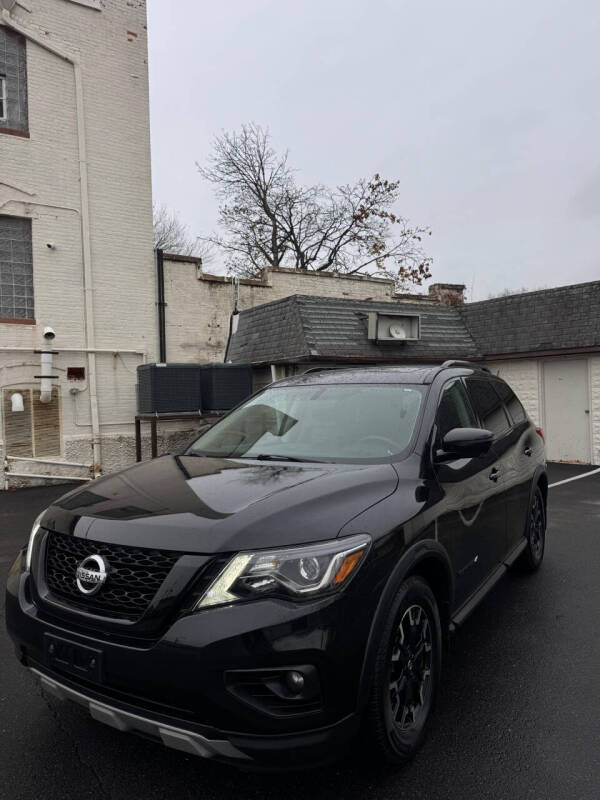 2020 Nissan Pathfinder SL
