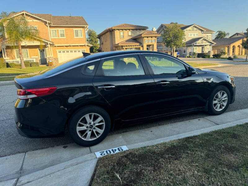 2016 Kia Optima LX photo 9