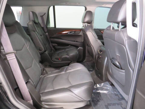 2015 Cadillac Escalade Luxury