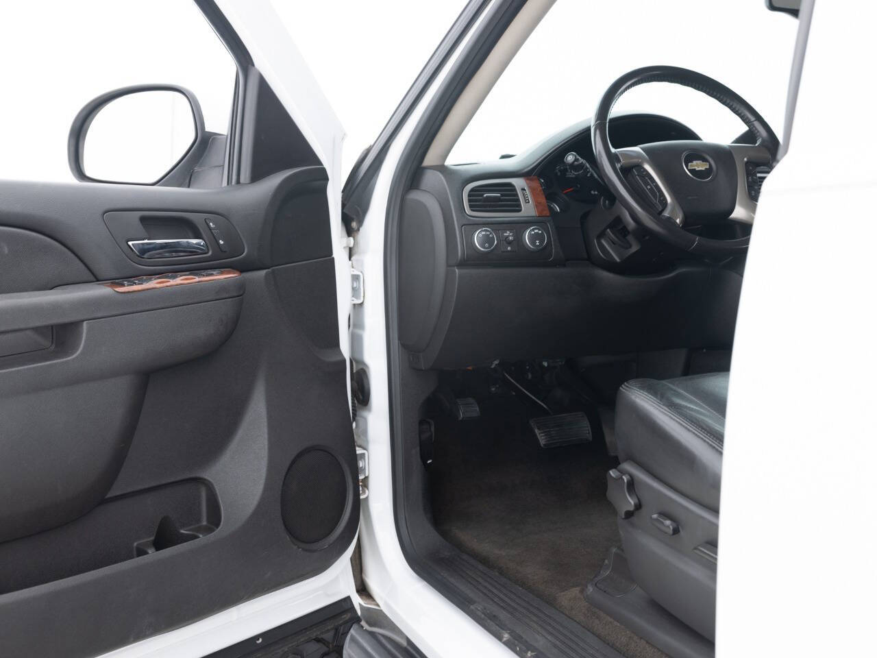 Used Car 2013 Chevrolet Tahoe  Lt 4x4 4dr Suv For Sale Under $20,000 In Coal City, Illinois