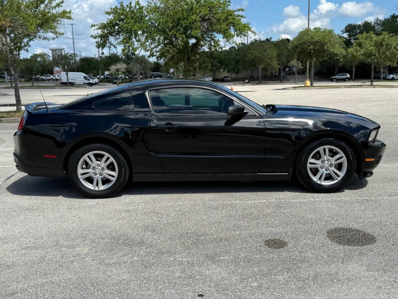 2011 Ford Mustang V6 Premium