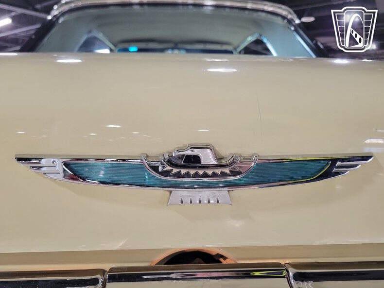 1963 Ford Thunderbird