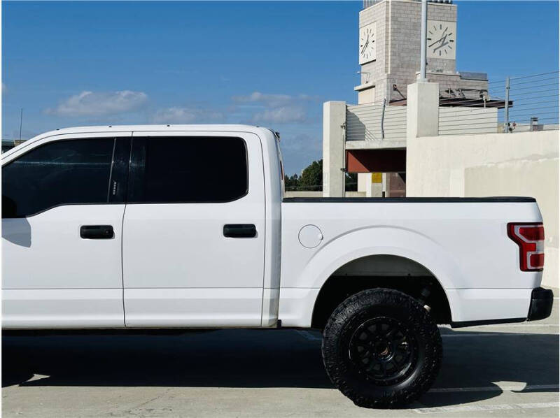 2018 Ford F-150 XLT photo 11