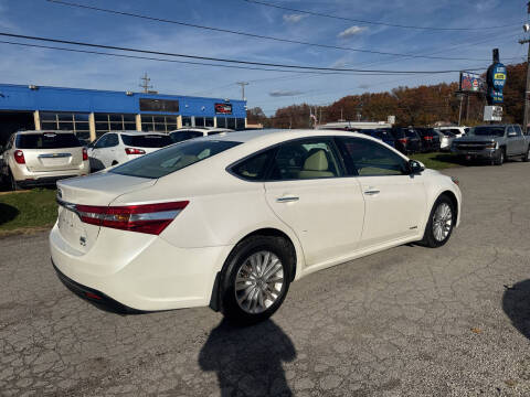 2015 Toyota Avalon Hybrid Limited