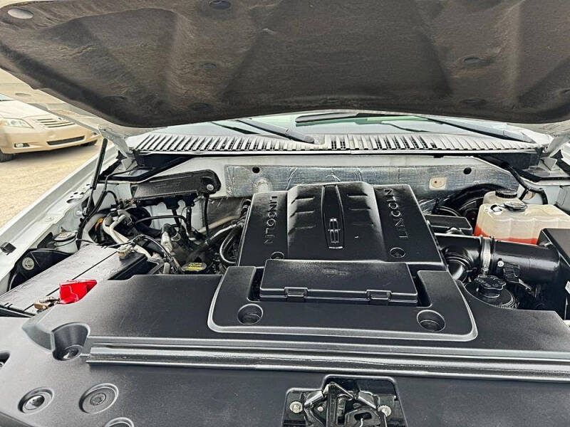 2012 Lincoln Navigator