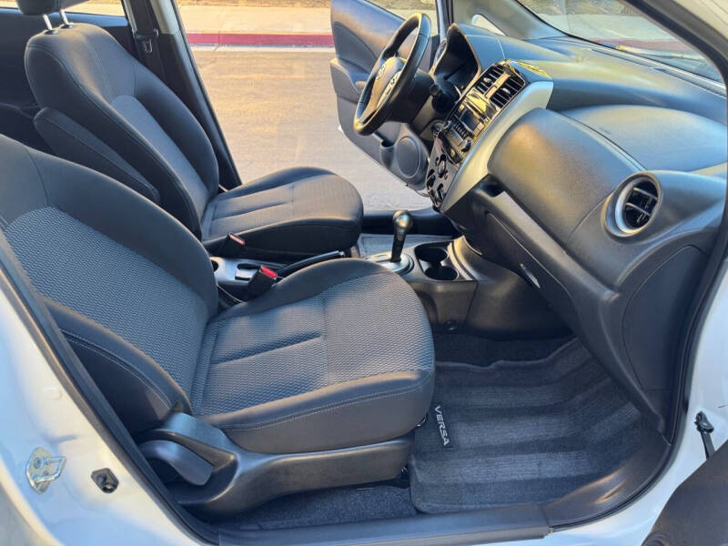 2015 Nissan Versa Note SV