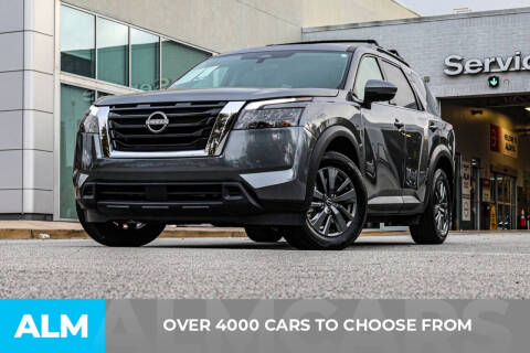 2024 Nissan Pathfinder SV