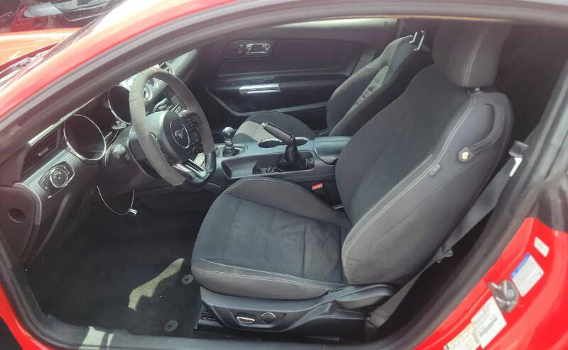 2017 Ford Mustang