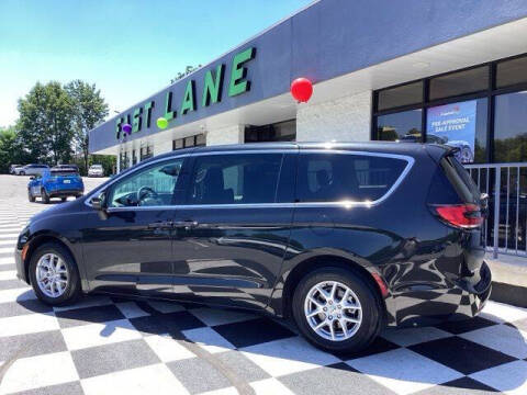 2023 Chrysler Pacifica Touring L