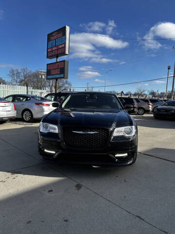 2016 Chrysler 300 for sale at PRISTINE AUTO SALES INC in Pontiac MI