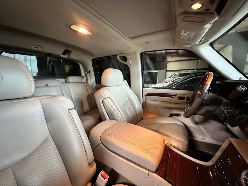 2004 Cadillac Escalade EXT