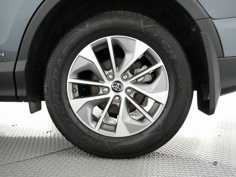 2017 Toyota RAV4 Hybrid XLE