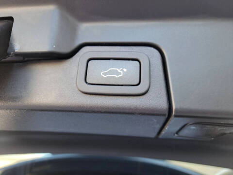 2018 Land Rover Range Rover Evoque SE Premium