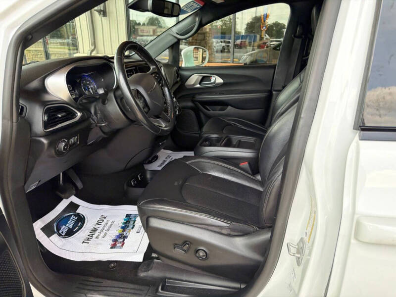 2020 Chrysler Pacifica Launch Edition