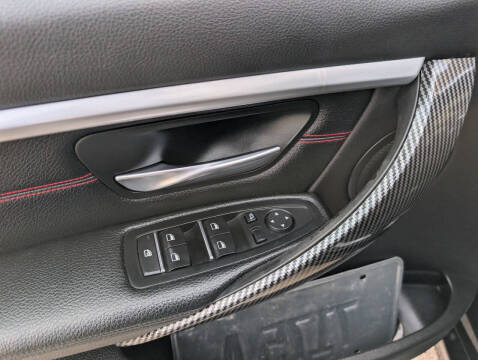 2018 BMW 3 Series 330i xDrive