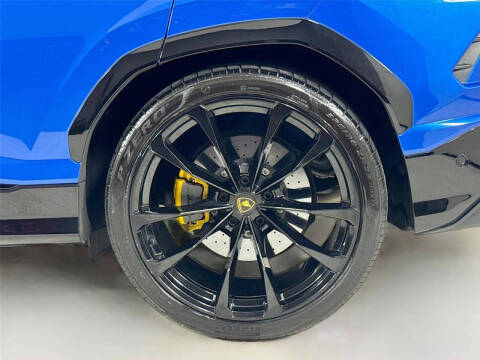 2022 Lamborghini Urus