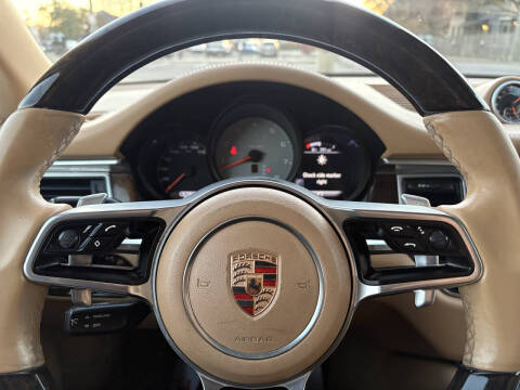 2015 Porsche Macan S