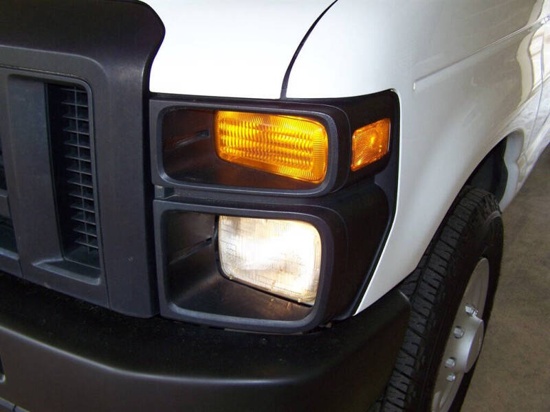 2009 Ford E-Series E-350 SD