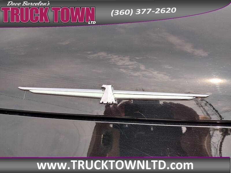 2004 Ford Thunderbird Deluxe