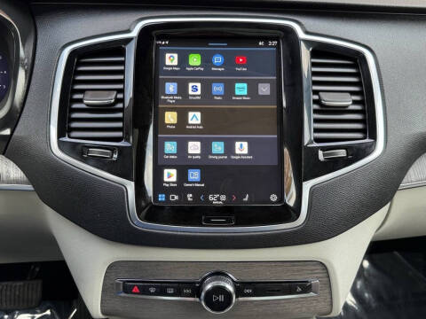 2023 Volvo XC90 B5 Plus Bright Theme