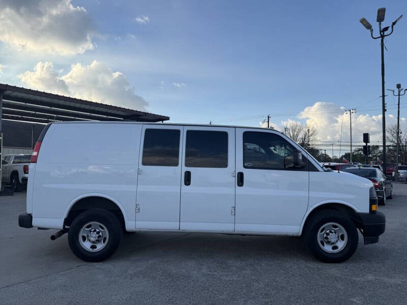 2018 Chevrolet Express 2500