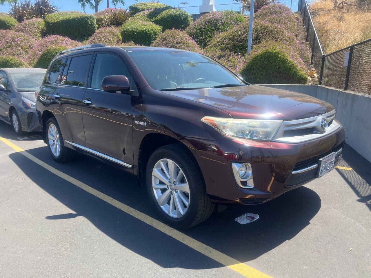 2011 Toyota Highlander Hybrid for sale at Envision Toyota of Milpitas in Milpitas, CA