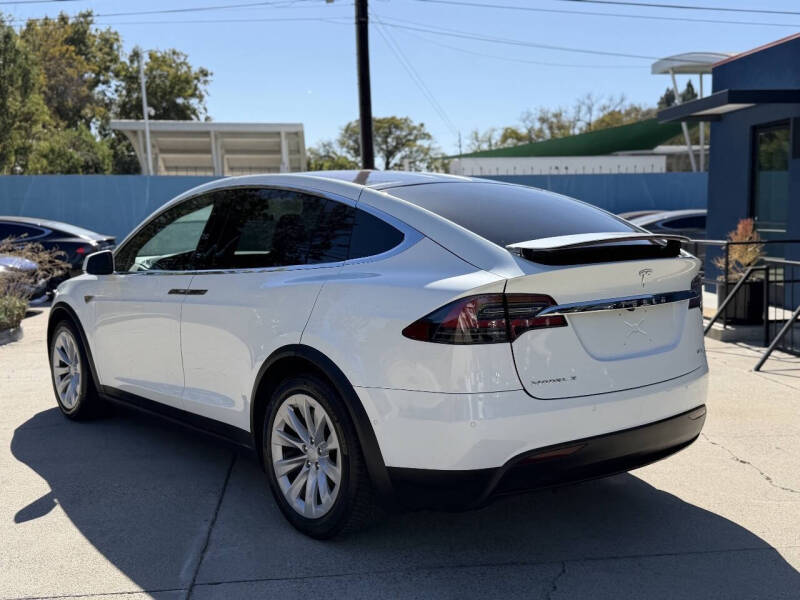 2016 Tesla Model X 90D