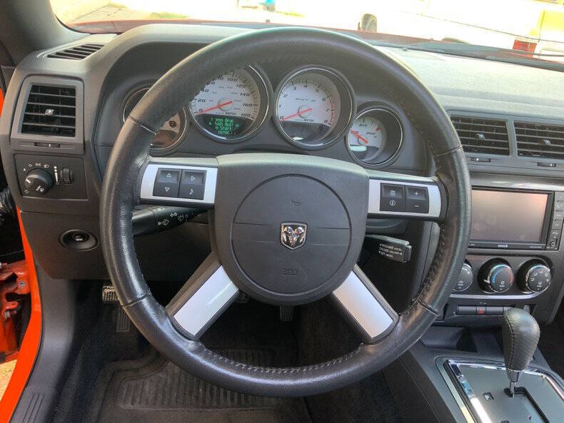 2008 Dodge Challenger SRT8