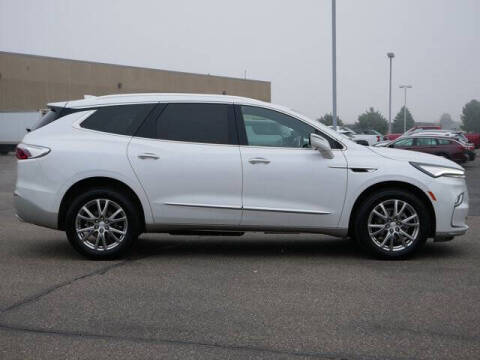 2022 Buick Enclave Premium