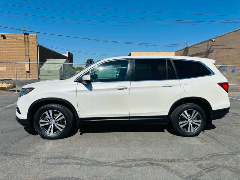 2016 Honda Pilot EX-L photo 9