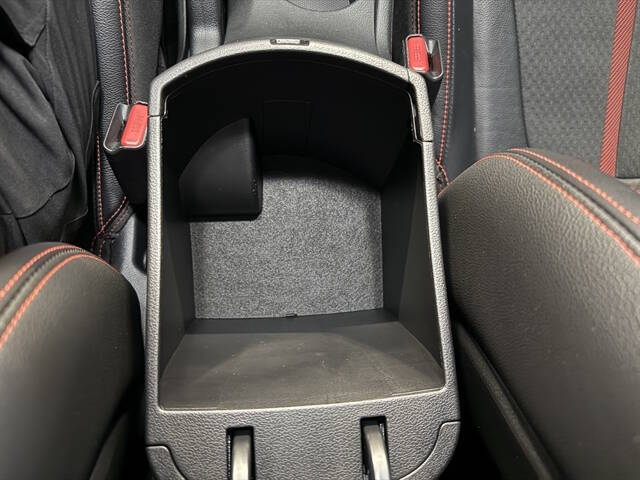 2021 Hyundai Veloster